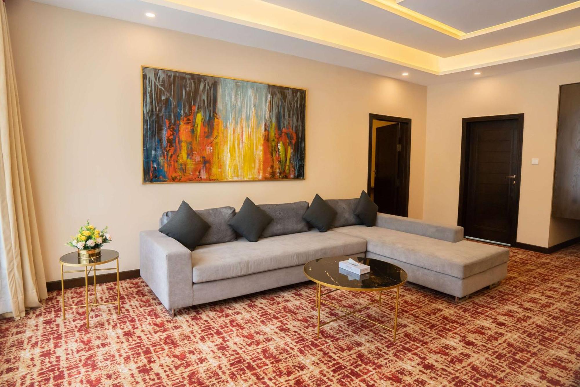 Ramada By Wyndham Murree Lower Topa Resort Exterior photo